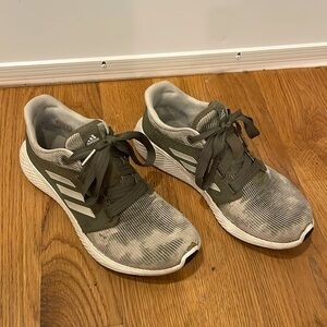 Green distressed adidas sneakers!! Size 7